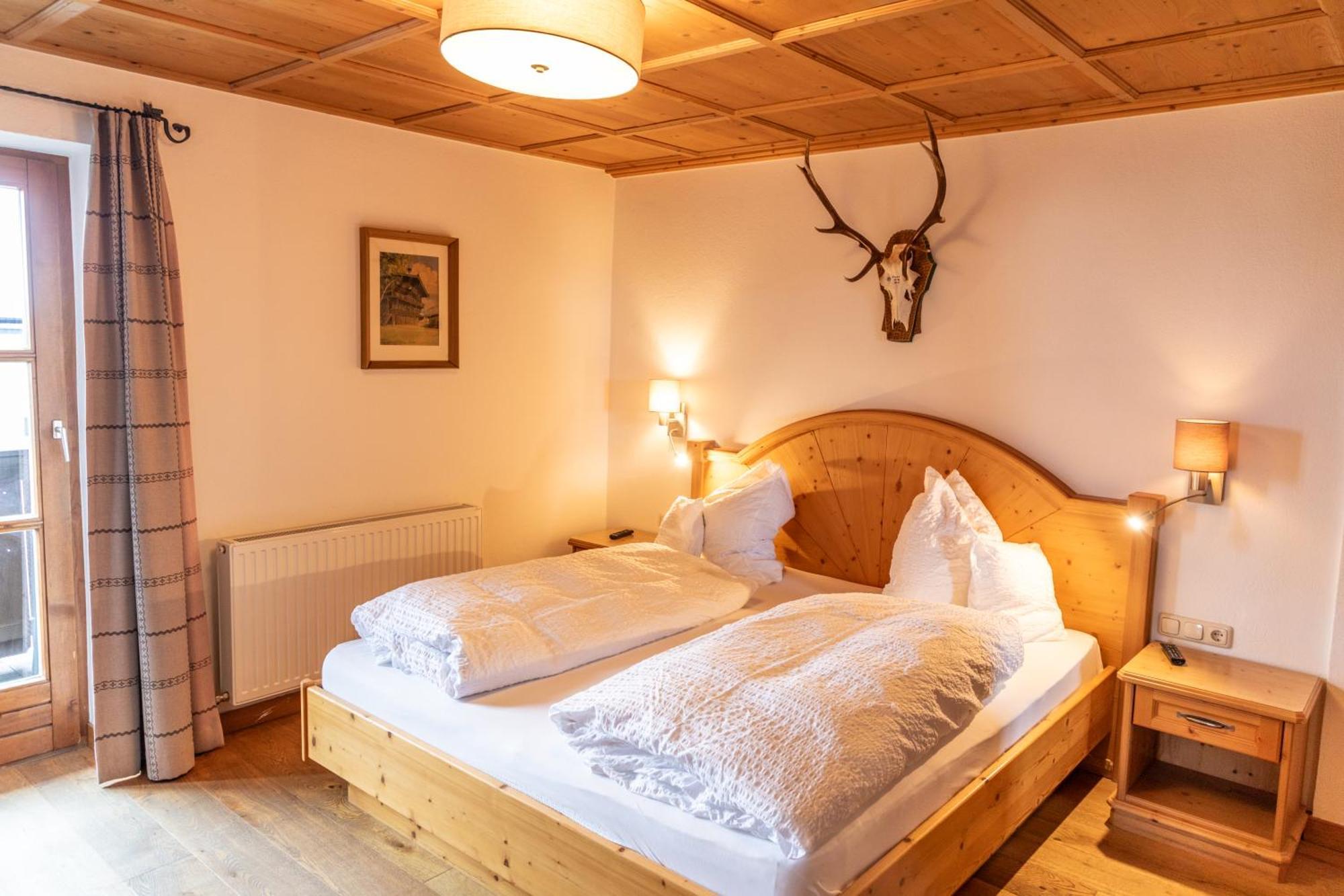 Appartements Kirchenwirt Кирхберг ин Тирол Екстериор снимка