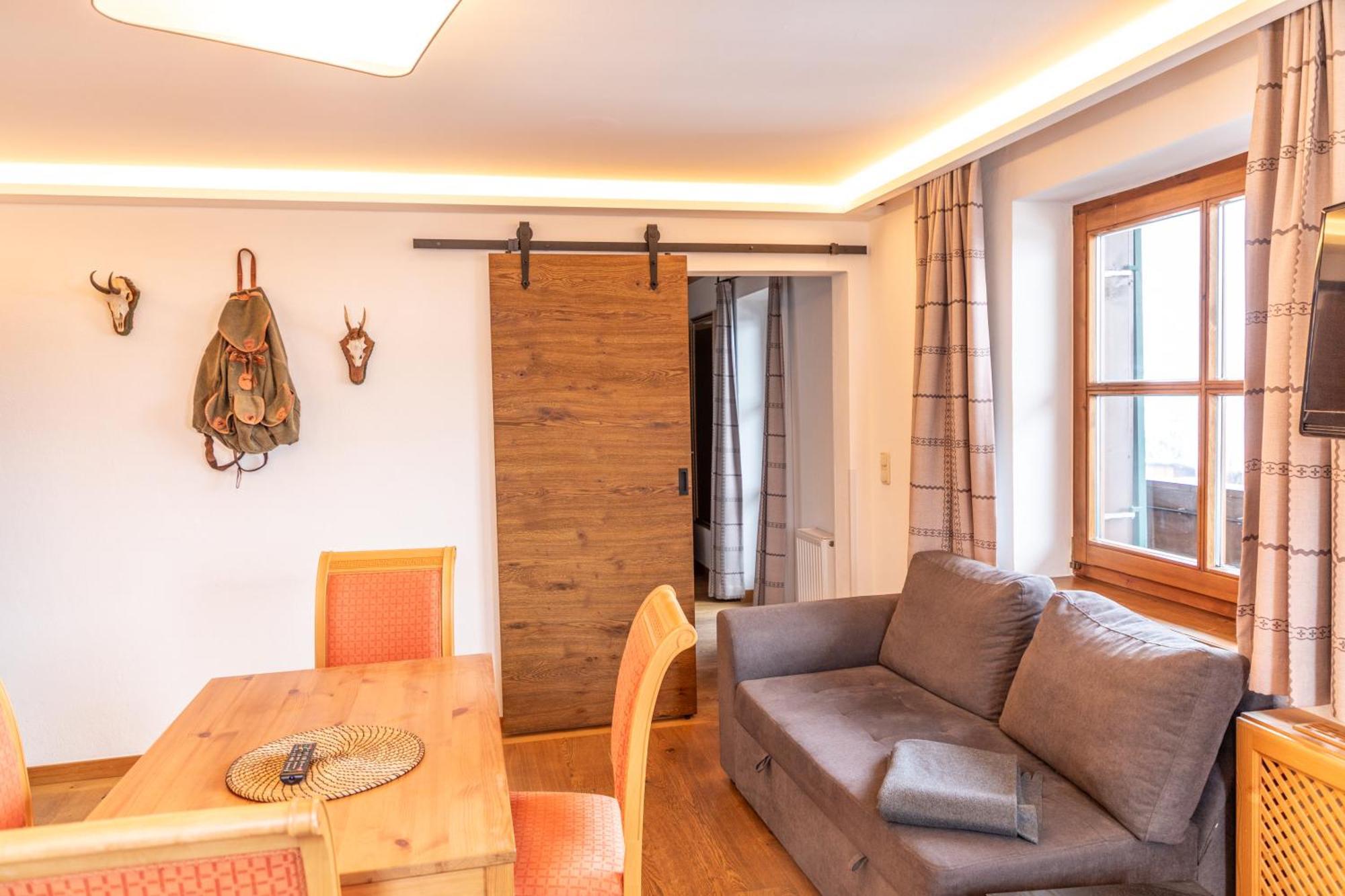 Appartements Kirchenwirt Кирхберг ин Тирол Екстериор снимка